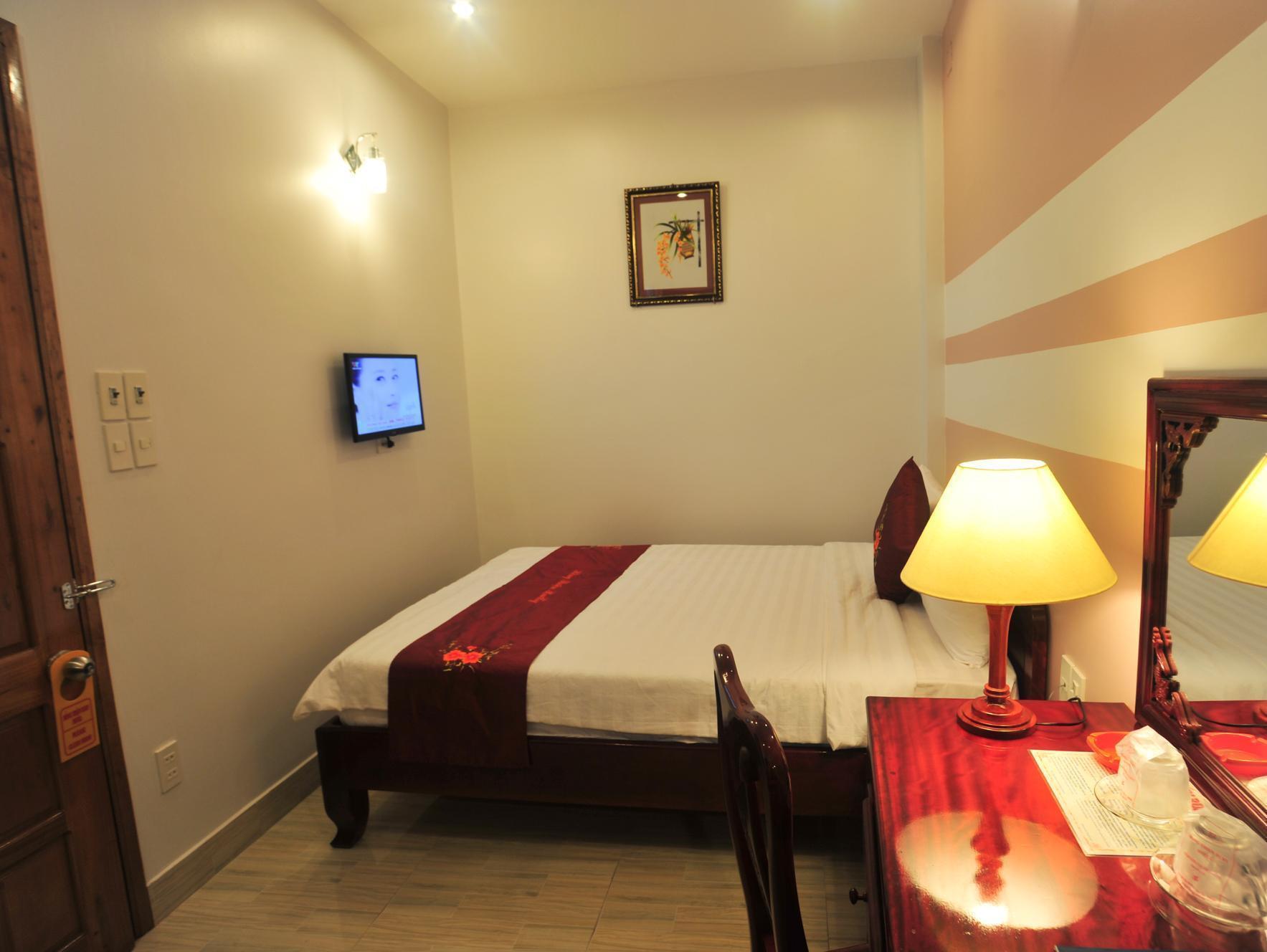 Hong Thien Ruby Hotel Hue Exterior foto